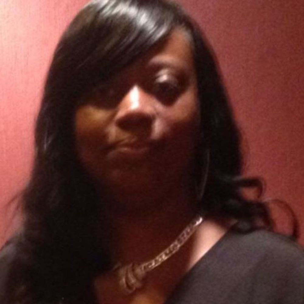 Meet your Posher, Clarissa