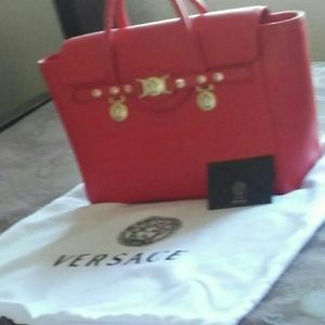 AUTHENTIC BEAUTIFUL VERSACE SIGNATURE BAG !!!