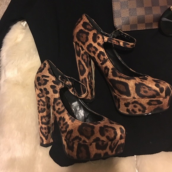 Leopard shoes - Picture 4 of 5