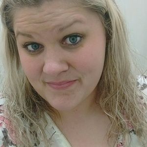 Meet your Posher, Kindra