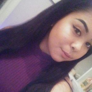 Meet your Posher, Marissa