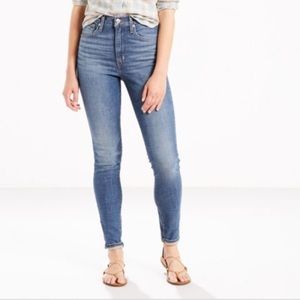 Highwaisted Levis legging