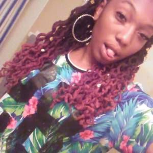 Meet your Posher, Shayla