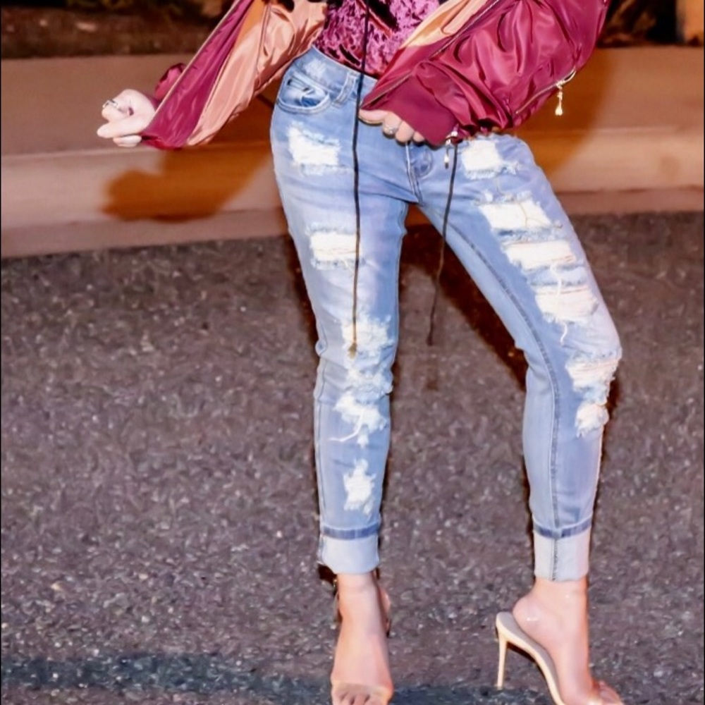 NWT Ripped jeans boot cut