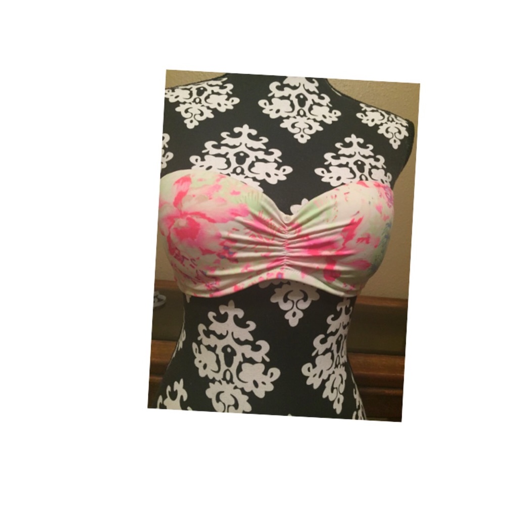 VS Bathing suit top