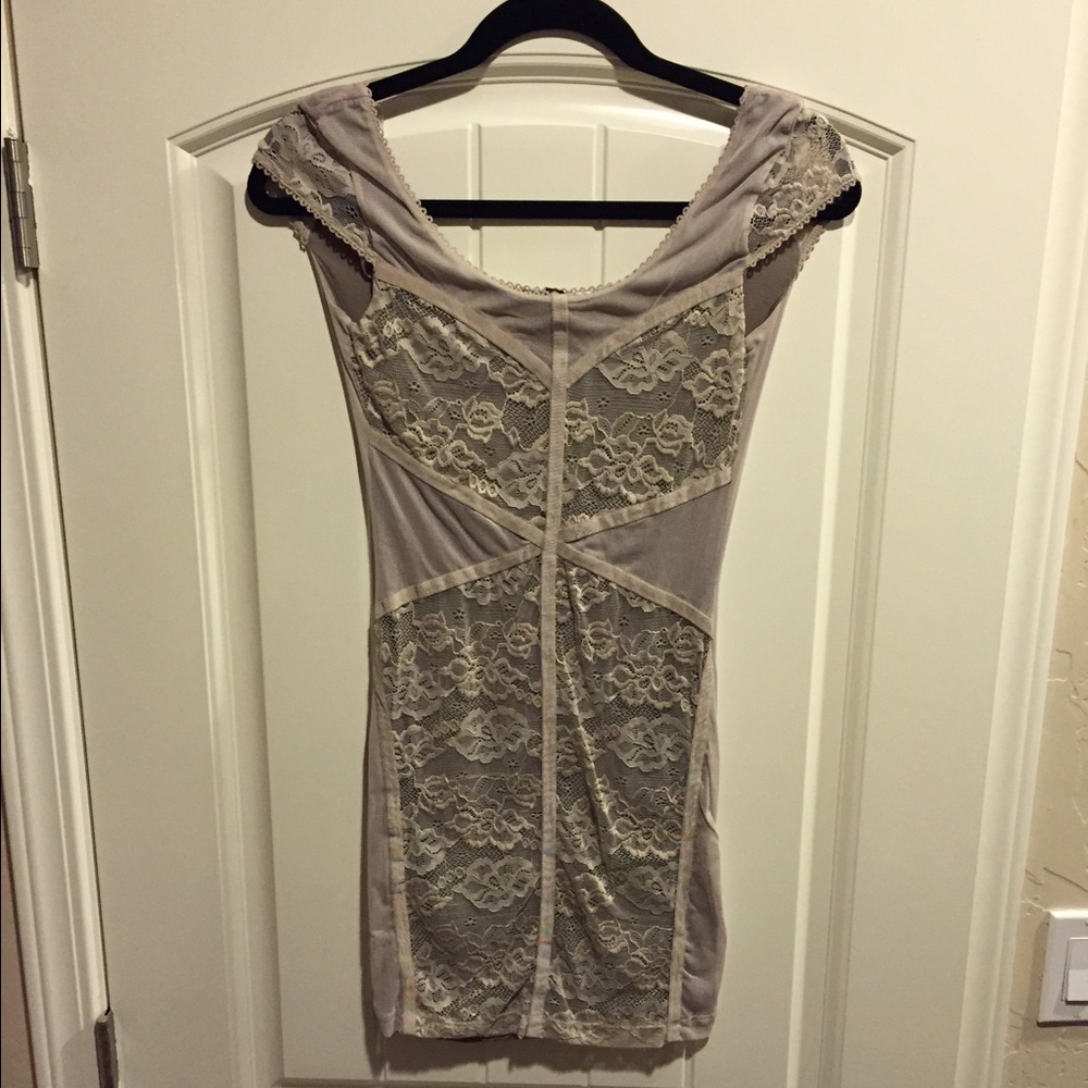 H&M women's size 2 lace dress