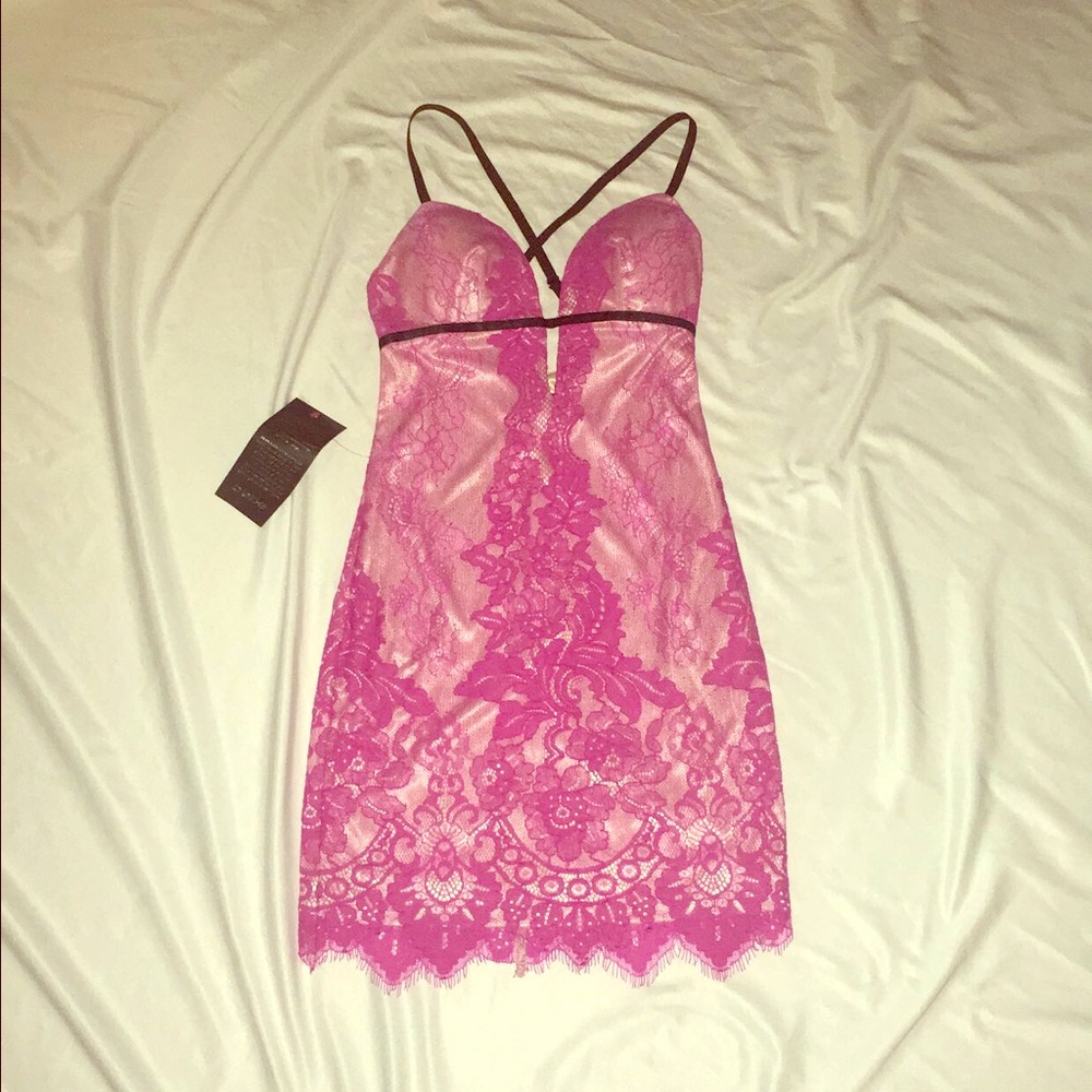 New with tags Bebe dress size 2