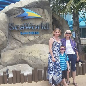 Meet your Posher, Cherron