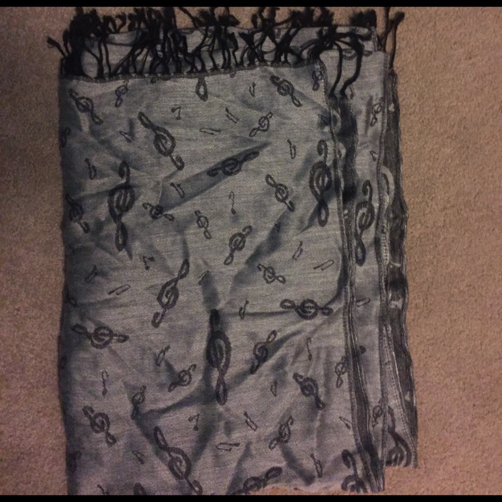Music note pashmina