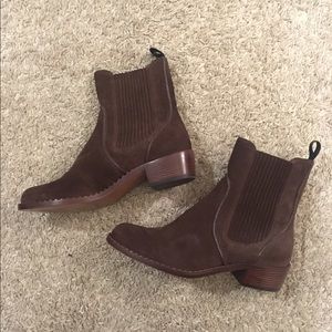 Marc Jacobs Suede Chelsea Boots