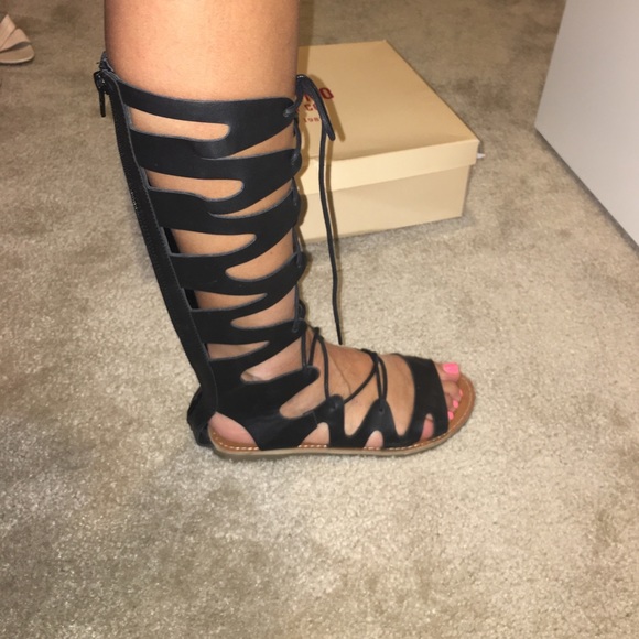 Black  gladiator sandals - Picture 5 of 6