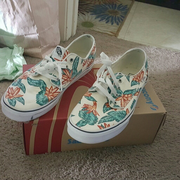 Vans - Picture 4 of 4