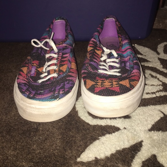 Gently used vans - Picture 4 of 4