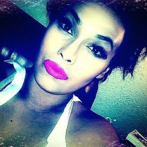 Meet your Posher, Lee