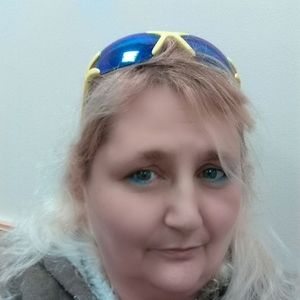 Meet your Posher, Loretta