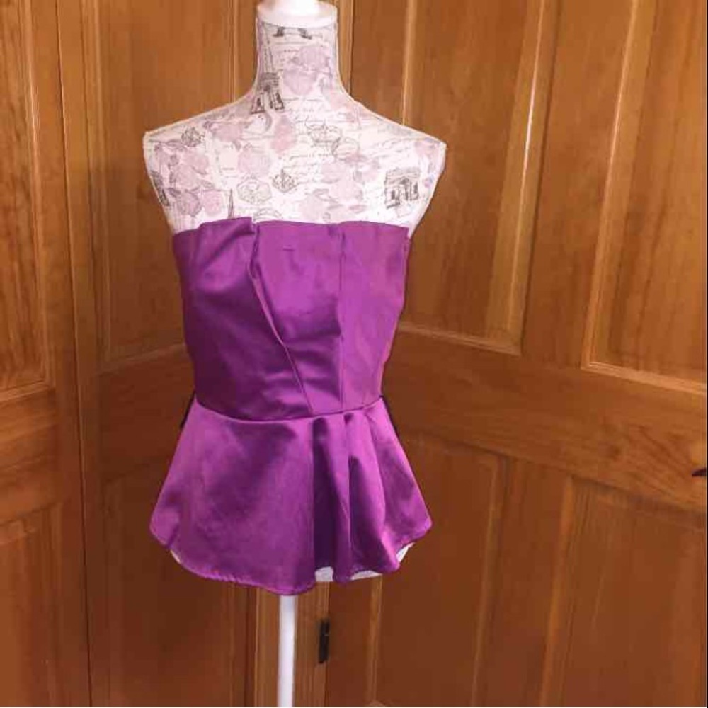 2B BEBE Peplum Top