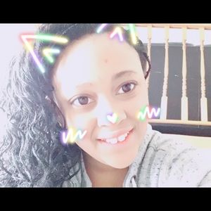 Meet your Posher, Nyah