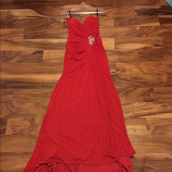 Prom dress - Picture 2 of 3