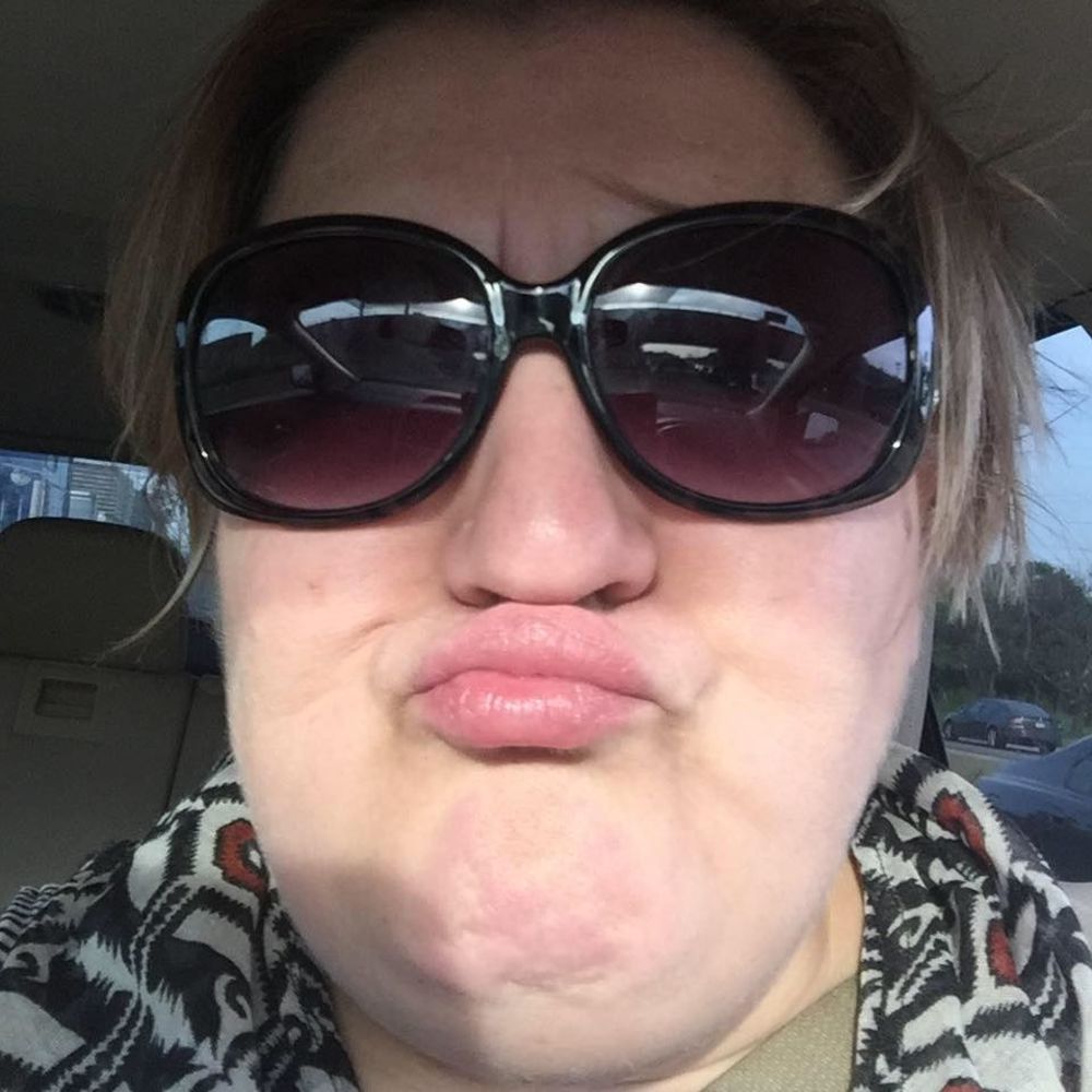 Meet your Posher, Stephanie
