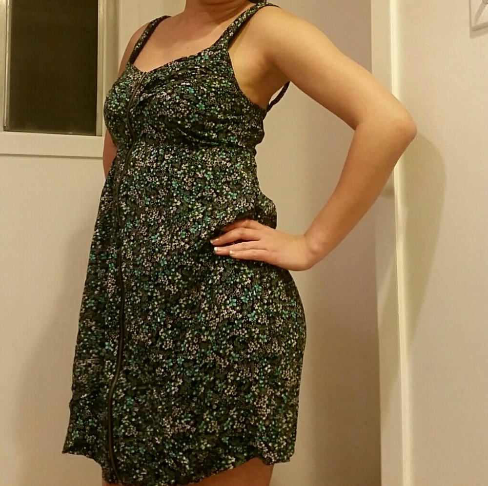 Black Zip dress with flowers