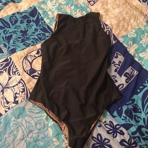BRAND NEW ACACIA FRANCE ONE PIECE BLACK/SNAKE