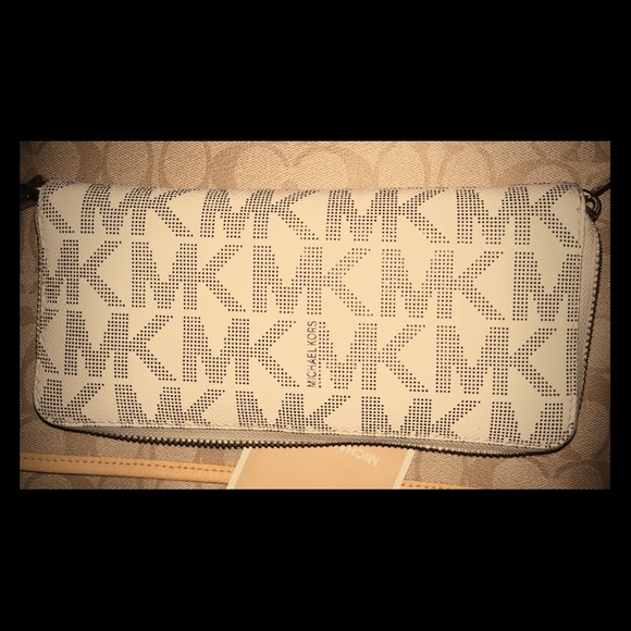 🛑SOLD🛑 - Picture 2 of 3