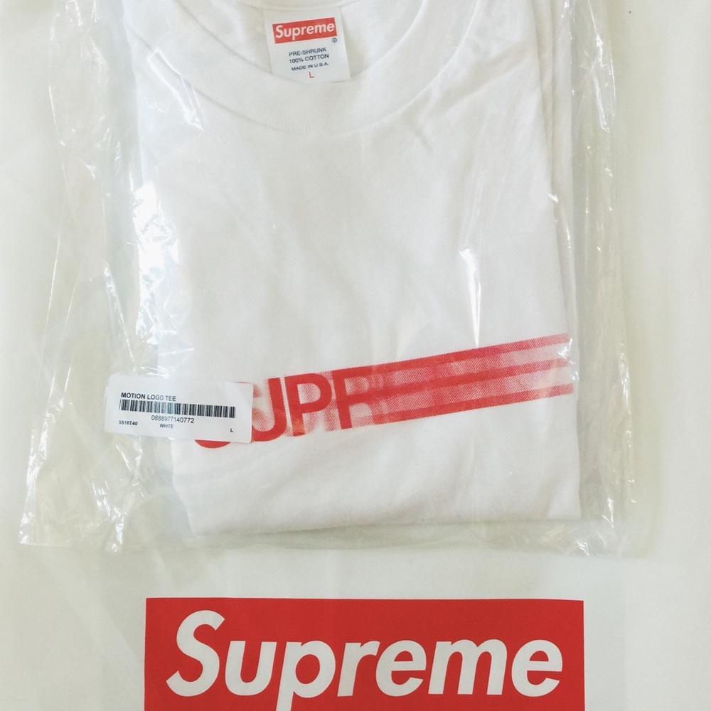 Supreme motion logo