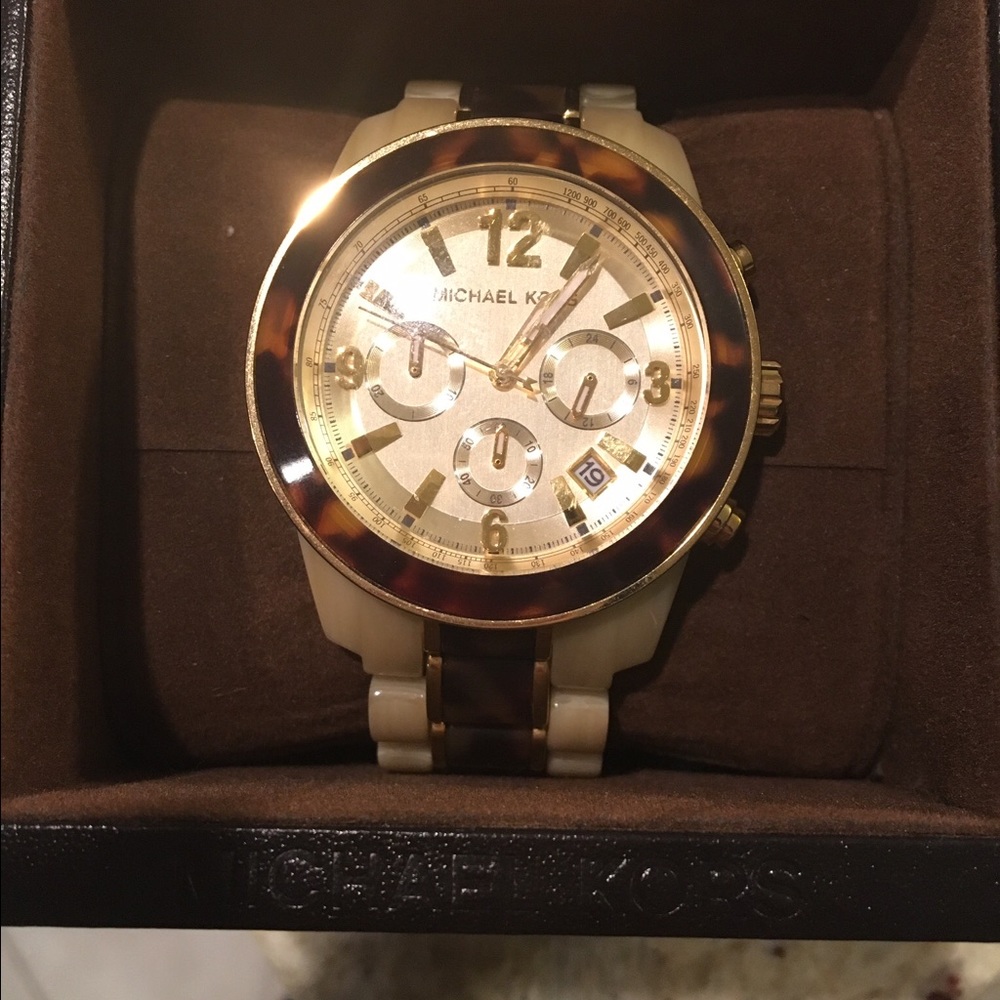 Michael Kors Watch nwot!!!