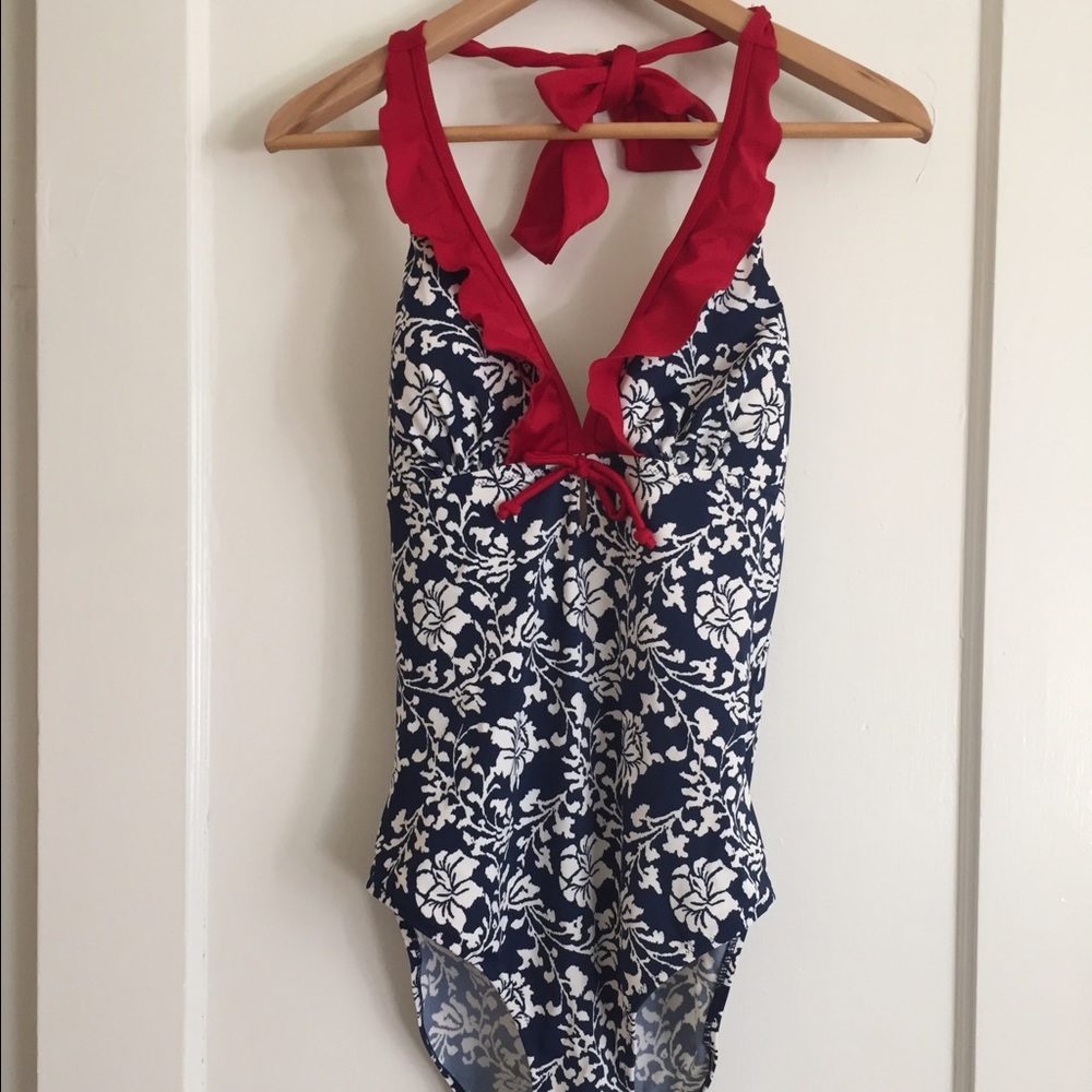 NEW WITH TAGS Pour Moi Control Halter Swimsuit
