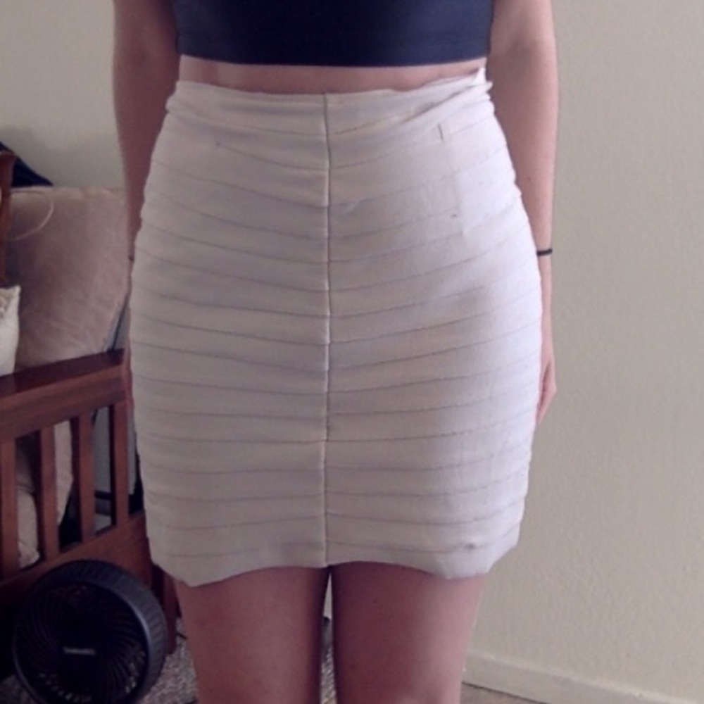 High waisted layered body con skirt