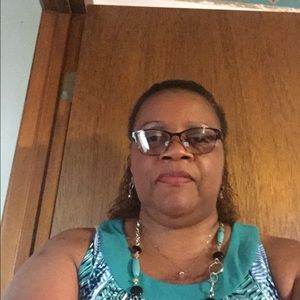 Meet your Posher, Tanya