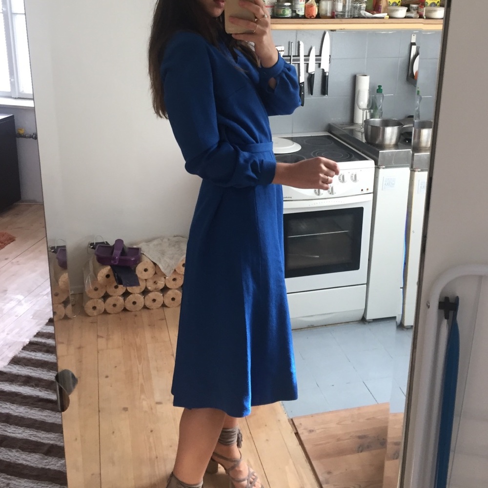 Vintage bright royal blue set puffy blouse & skirt