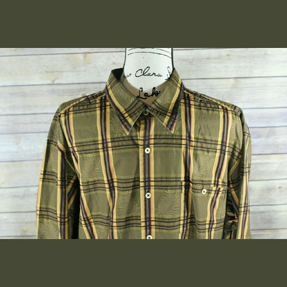 Tommy Bahama Button Down Men's Shirt Size XL - Picture 2 of 4