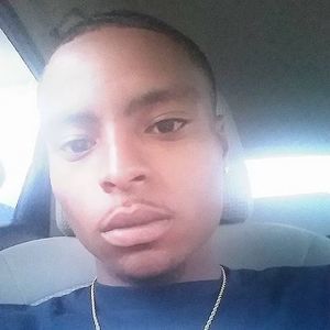 Meet your Posher, Dee