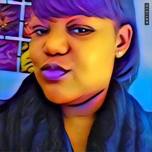 Meet your Posher, Dominique