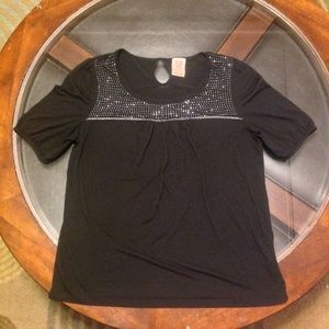 Comfy top with some bling to it 😍