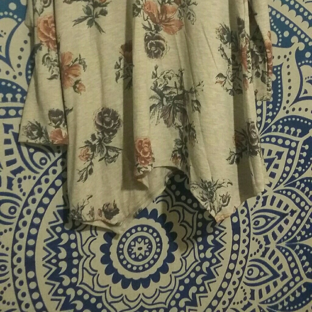Sweatshirt - Picture 2 of 2