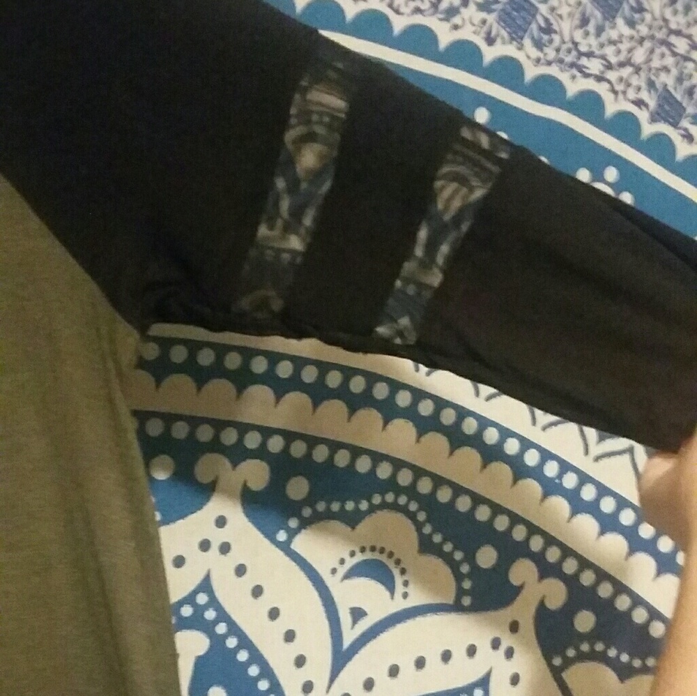 Shirt - Picture 2 of 2