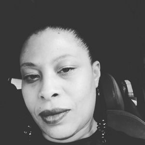 Meet your Posher, Cynthia