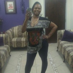 Meet your Posher, Felisha hatamaka