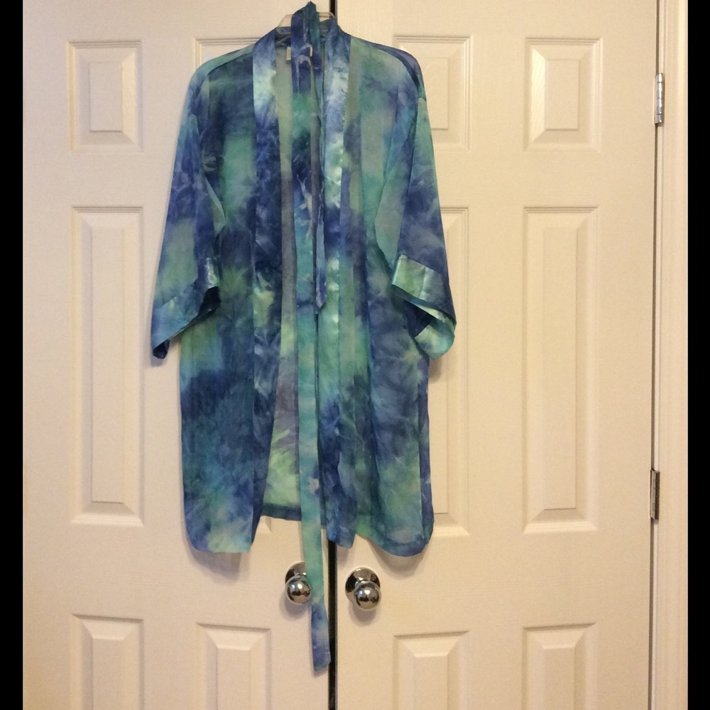 Multi-color Robe - Picture 1 of 2