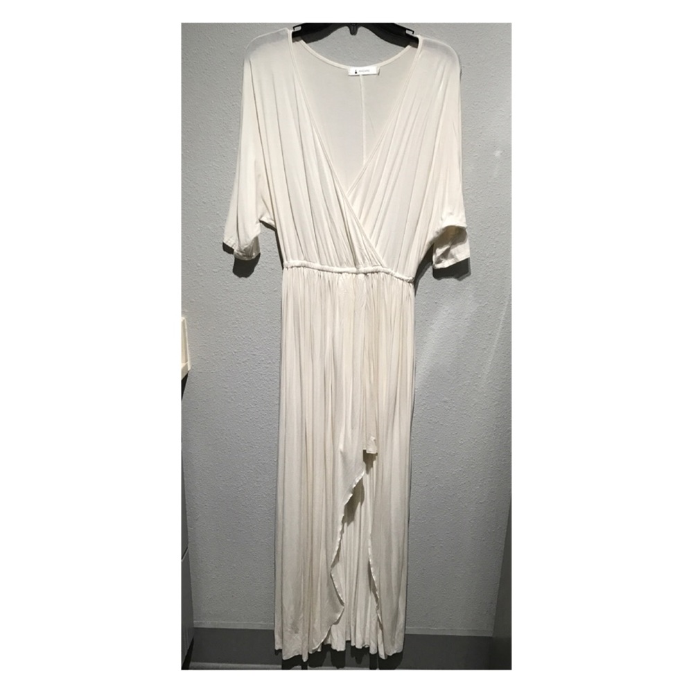 White maxi dress