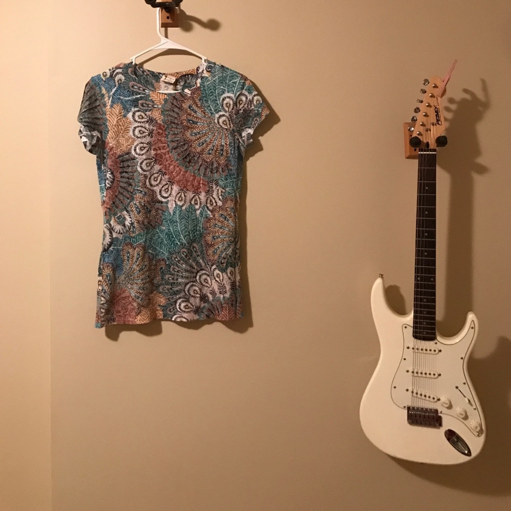 Daytrip tee from buckle.  Boho. 🖤