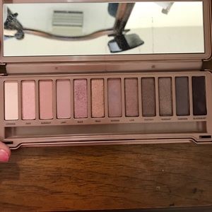 Urban decay pallet