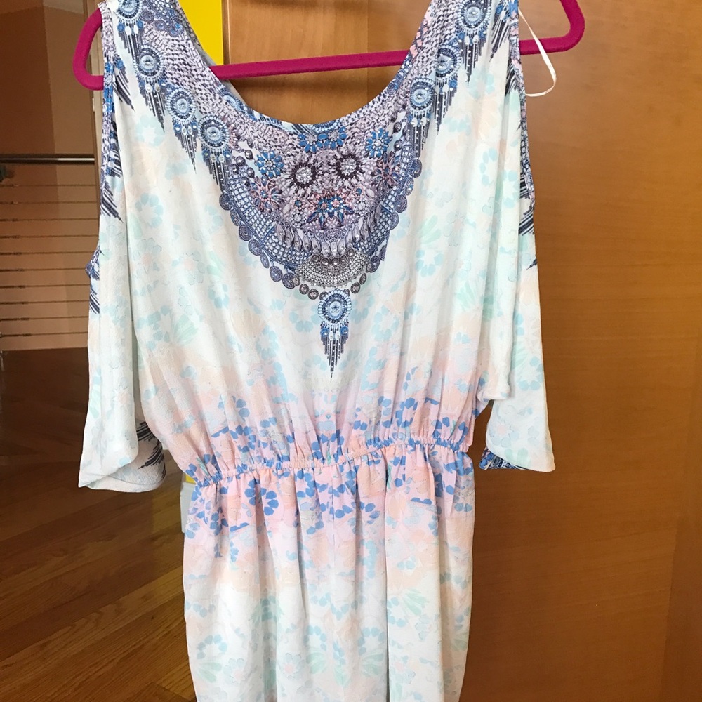 cold shoulder multi color romped