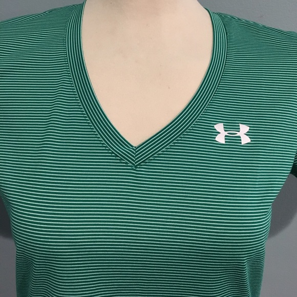 Under Armour shirt sleeve Tee - Picture 2 of 4