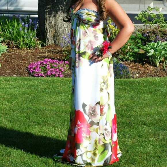 Cache prom dress