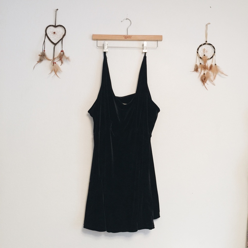 90s Vintage XL Black Velvet Mini Dress