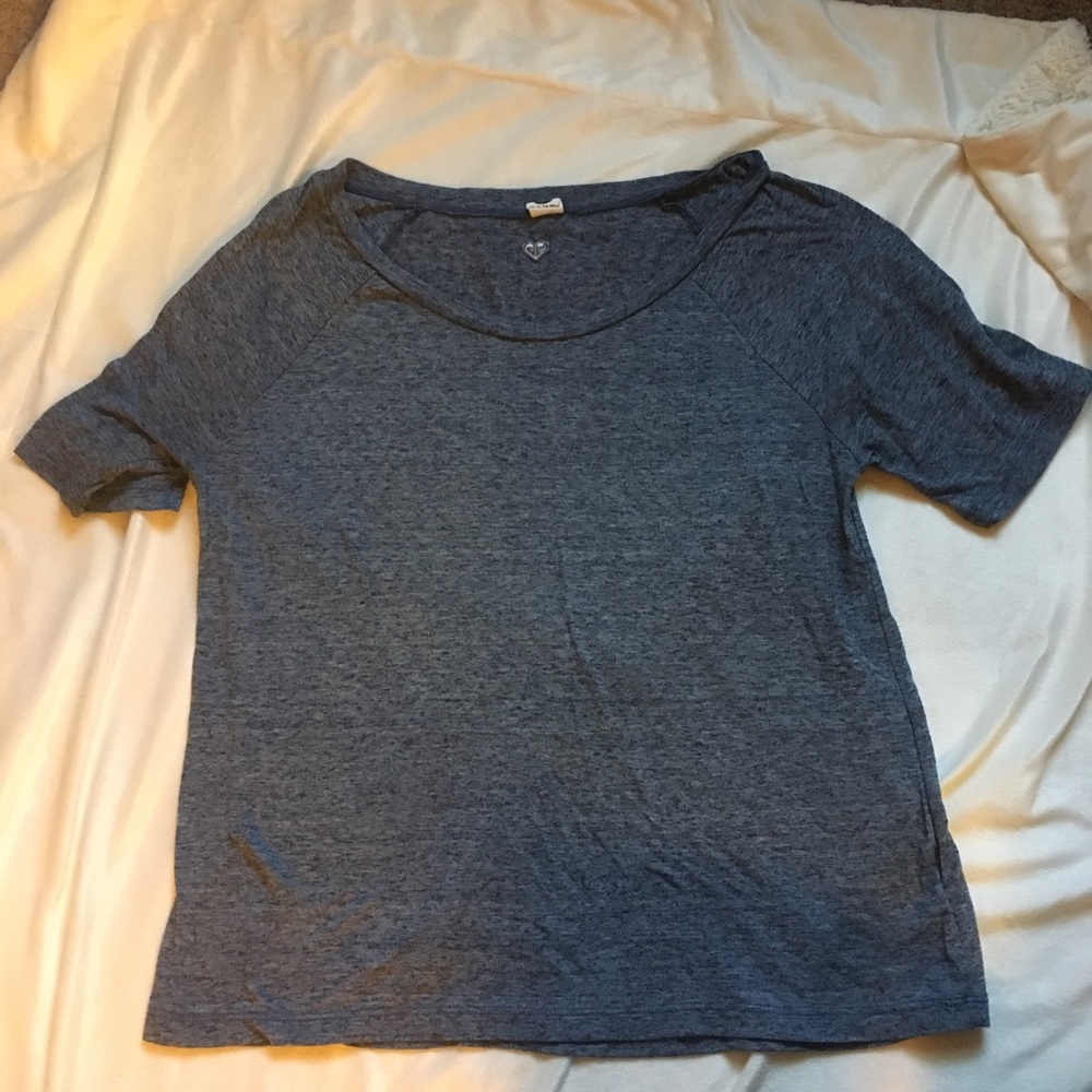 Gray Roxy Tri-wash T-shirt, Medium.