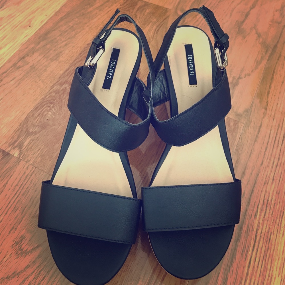 Never worn Forever 21 heels